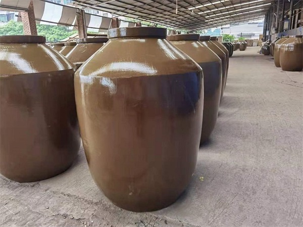 必威 必威betway顺发陶业告诉你四川发酵缸在酱类食品中能起到什么作用！(图2)