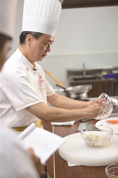 必威 betway必威十六夜粤菜师傅“追月”庆团圆(图1)