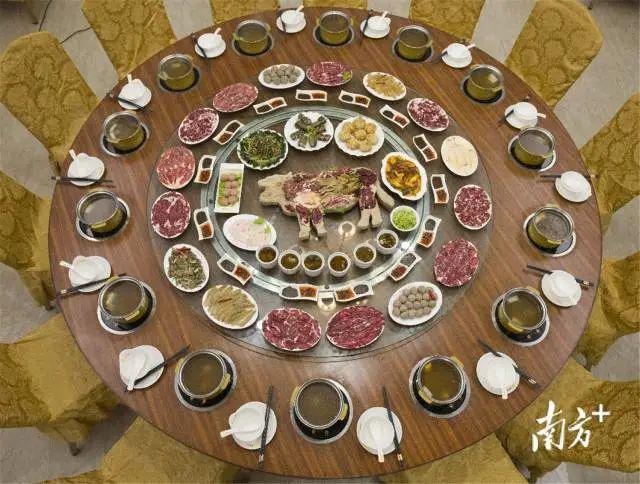 走好特色路“烹”出大产业！汕头实施“粤菜师傅”工必威 必威betway程做大做强潮汕菜产业(图2)