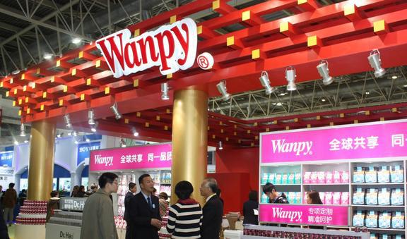 海内外双向发展中宠股份：多品必威 betway必威牌矩阵建立宠物食品龙头迎新机(图1)
