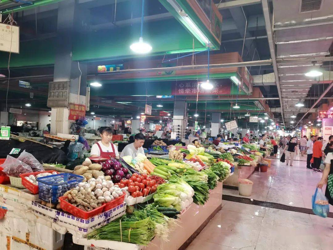 环江食品安全检查必威 betway必威在行动(图1)