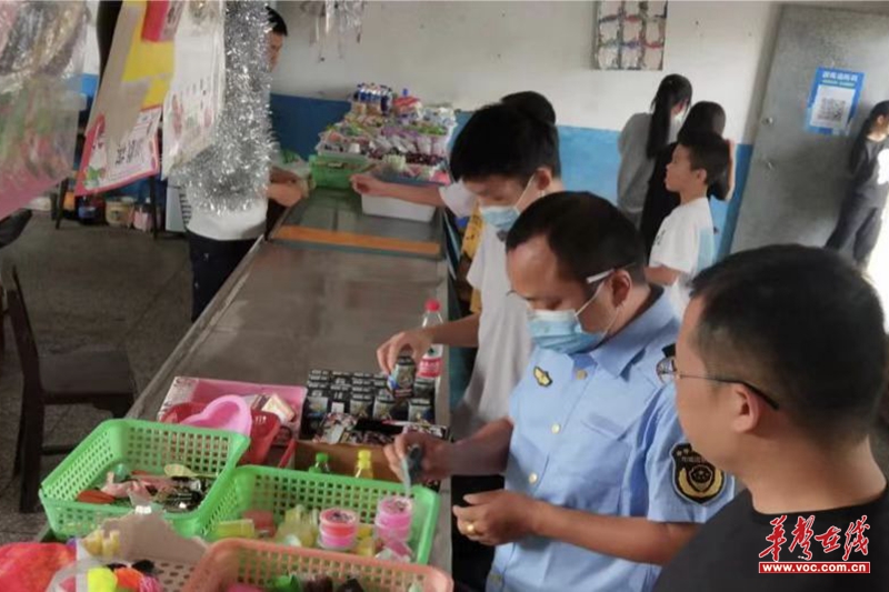 怀化市｜罗旧镇小学：保障食品安全共必威 betway必威建和谐校园(图3)