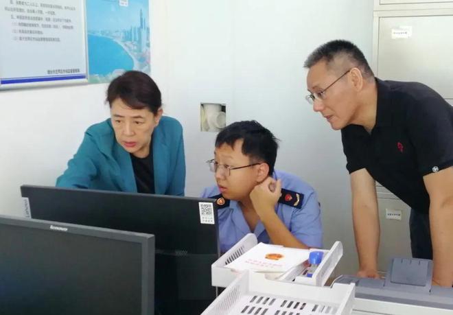 必威 betway必威省市场监管局李宇红副局长深入烟台基层监管所开展联系点调研活动(图2)