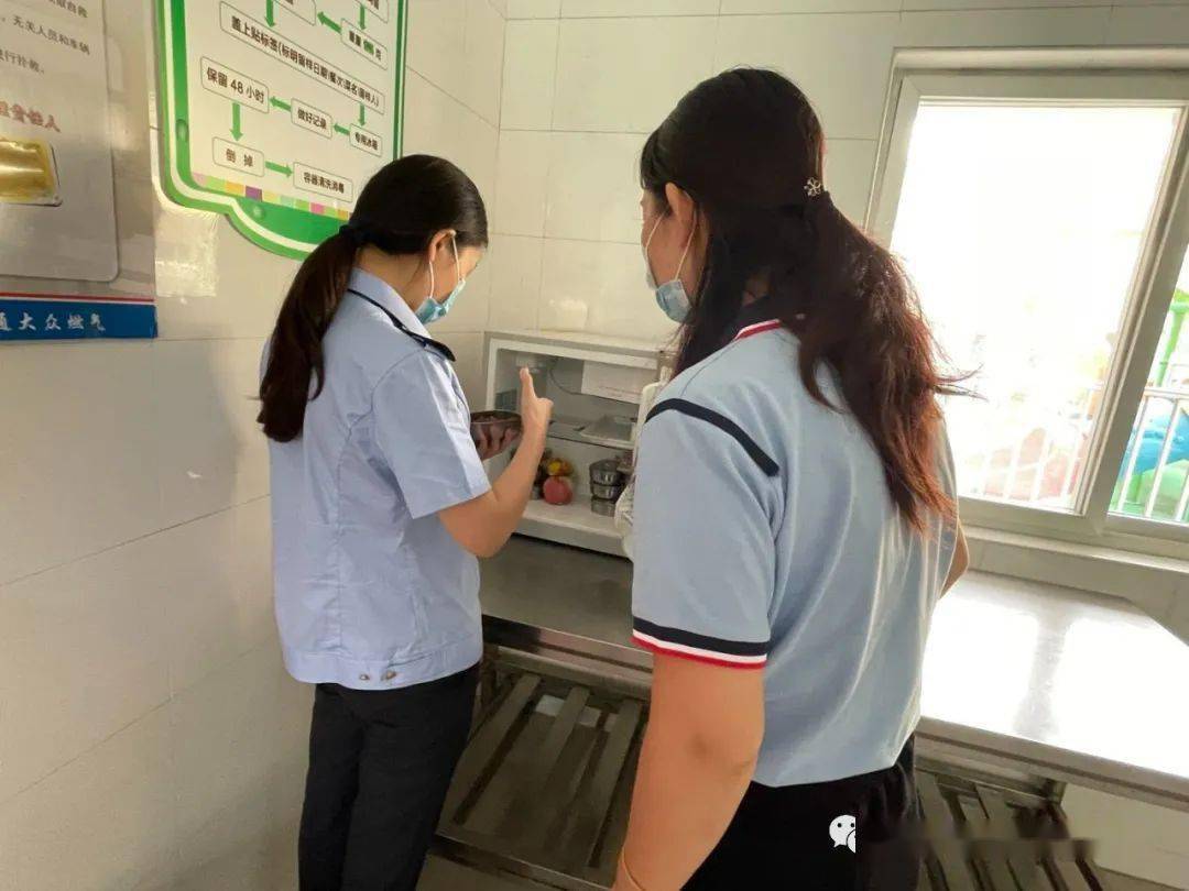 食品安全保健康 调研引领助成长——阳光佳园幼儿园开学检查工作必威 betway必威(图4)