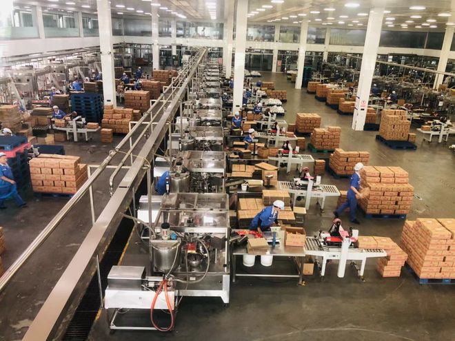 必威 betway必威网传“一食品公司工人往黄豆酱里大小便”？监管部门回应(图5)