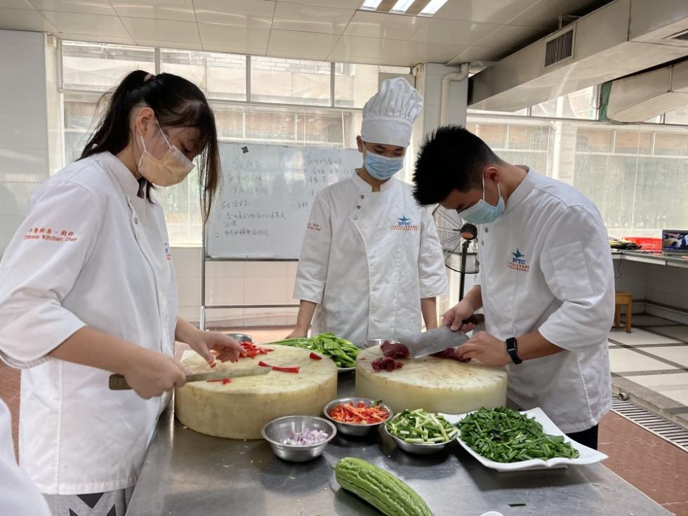必威 必威betway广州以粤菜为媒讲述乡村振兴新故事(图1)