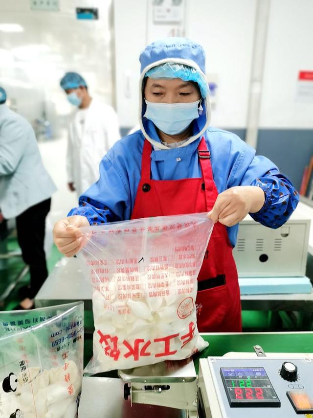 必威 必威betway泗阳食品标签预审制规范生产企业标签行为(图3)