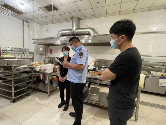 必威 必威betway桃城区分局何庄市场监督管理所获“全省食品安全工作先进集体”称号(图1)