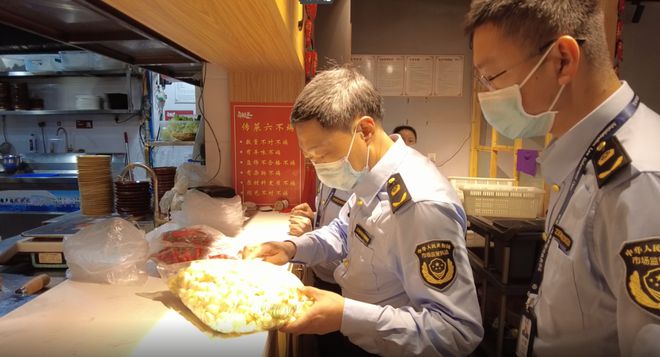 必威 betway必威紧盯“餐饮外卖” 绵阳全力保障疫情期间食品安全(图2)