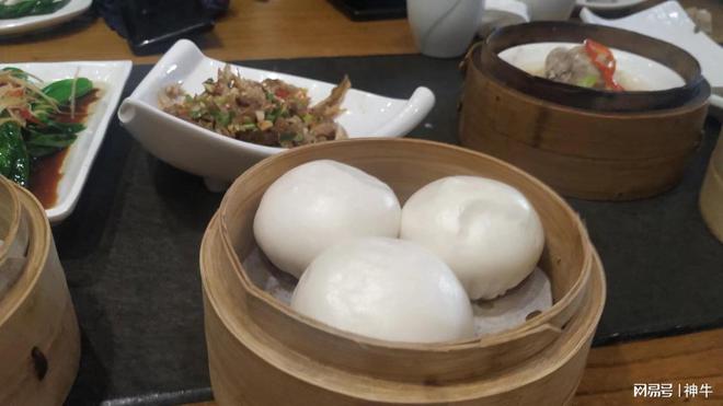 4个东北大姐去广州人均150吃顿早茶却直呼：这趟没白来必威 betway必威(图2)