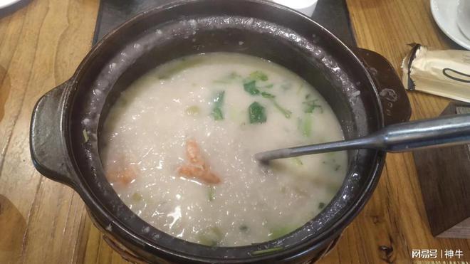 4个东北大姐去广州人均150吃顿早茶却直呼：这趟没白来必威 betway必威(图9)