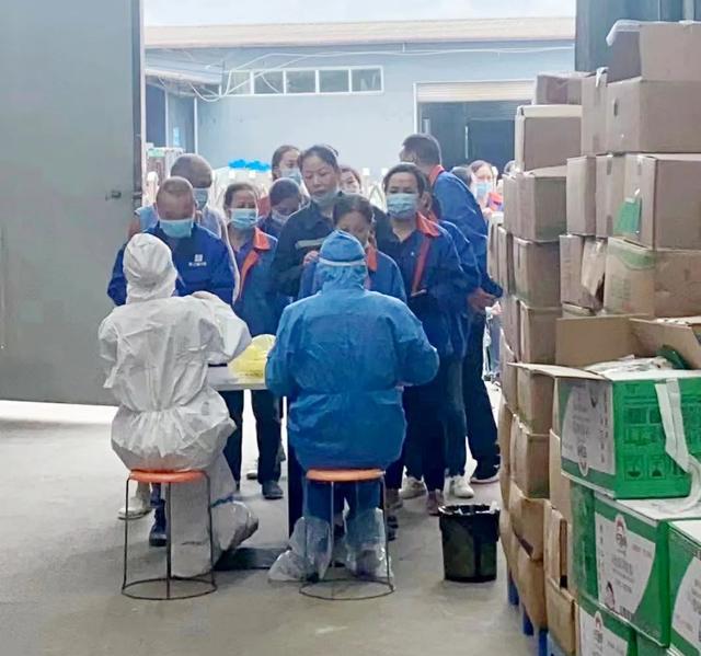四川粮之髓食品有限公司严格落实闭环管理“防疫＋生产”两不误必威 必威betway(图2)