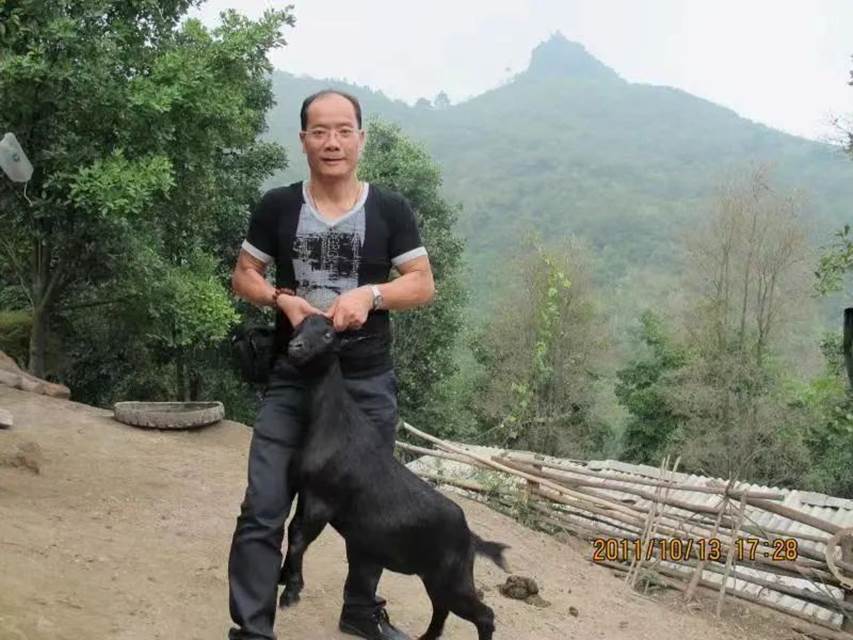 卢镜泉：从点心必威 betway必威师到粤菜大厨终成一代烹羊专家(图6)