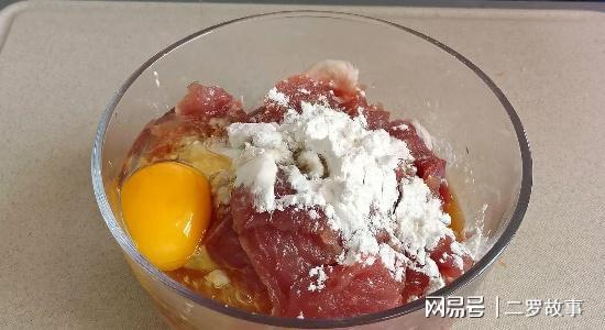 必威 betway必威饭店的菠萝咕咾肉为啥好吃？原来做法这么简单挑食的孩子抢着吃(图4)