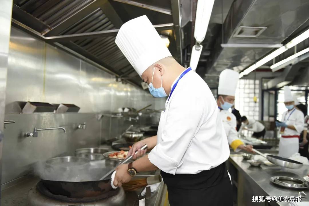 必威 betway必威50位粤菜大师决战世界美食之都！(图11)