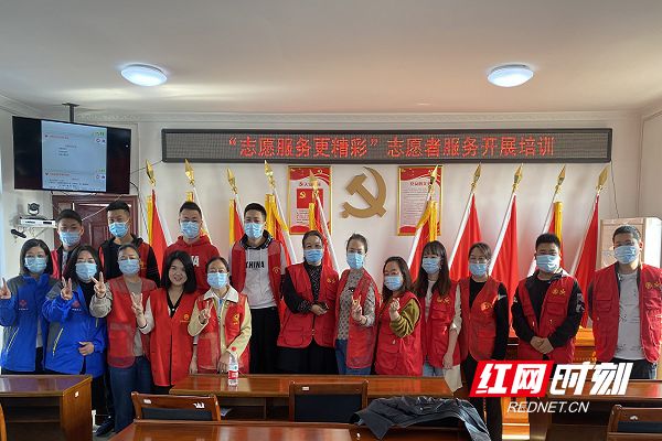 必威 betway必威鼎城斗姆湖街道开展关爱老人“食”得放心老年人食品安全主题活动(图2)