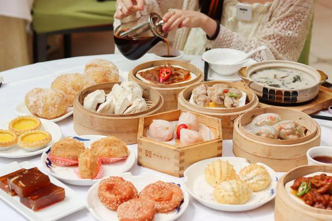必威 必威betway全国最大的园林酒家！坐落荔湾湖畔开了75年如今(图3)