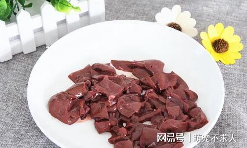 必威 betway必威俗话说“一个猪肚十副药”是啥意思？常吃猪肚身体会有什么变化？(图1)