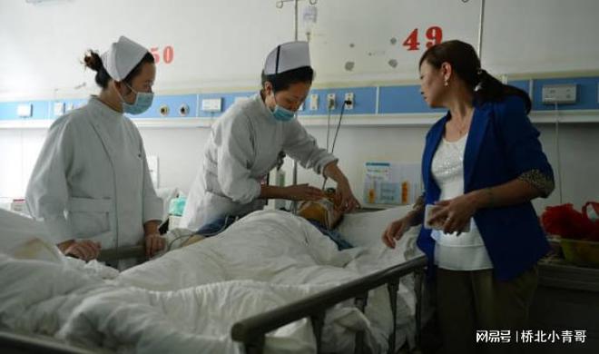 35岁男性被确诊肝病晚期医生警告：3种伤害肝食品趁早撤下餐桌必威 必威betway(图1)