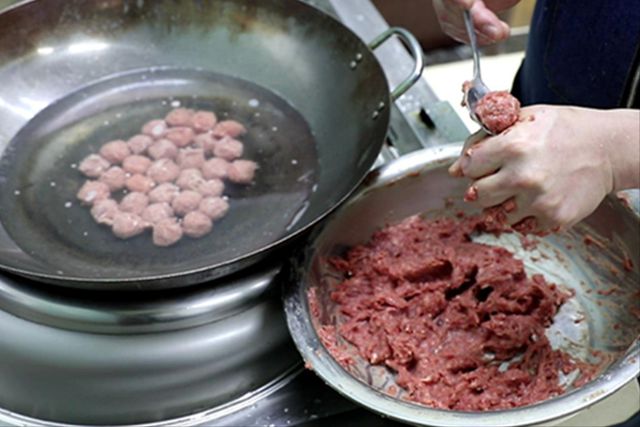 家有孩子5种“垃圾食品必威 betway必威”要少买！自己在家做营养又解馋(图5)