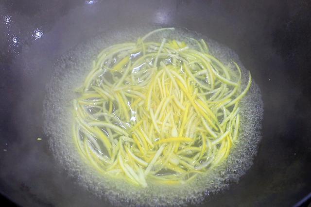 家有孩子5种“垃圾食品必威 betway必威”要少买！自己在家做营养又解馋(图26)