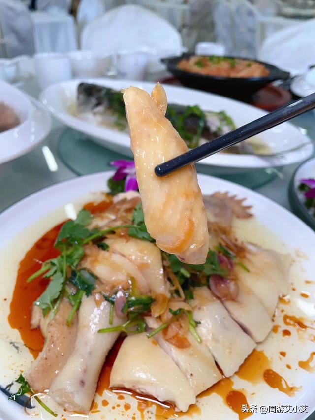 藏在黄埔的老牌粤菜招牌葱油鸡和必威 必威betway鱼味道绝了关键不贵4人才138(图5)