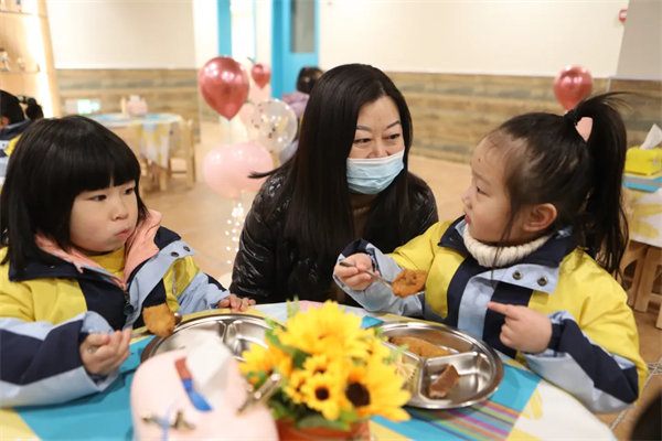 必威 必威betway合肥庐阳学前教育集团四园荣获2021年度餐饮服务单位食品安全监督量化分级A级（优秀等级）(图6)