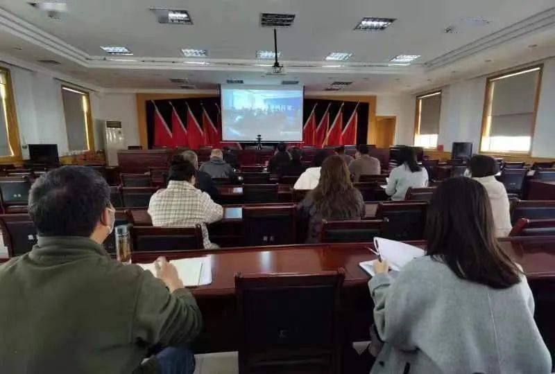 压紧压实食品安全属地管理责任和企业主体责任！焦作市全力保障人民群众“必威 betway必威舌尖上的安全”​！(图2)