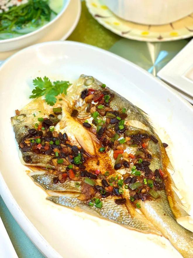 必威 betway必威天河「粤客轩」客家私房菜26折开团！人均20+：三杯鸭+黑糖叉烧+海螺片+黄花鱼6菜1汤1甜品！节假日可用！(图9)