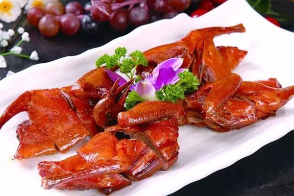 必威 betway必威粤菜十大名菜排行榜 白切鸡乳鸽上榜第一名竟然是这个菜(图6)