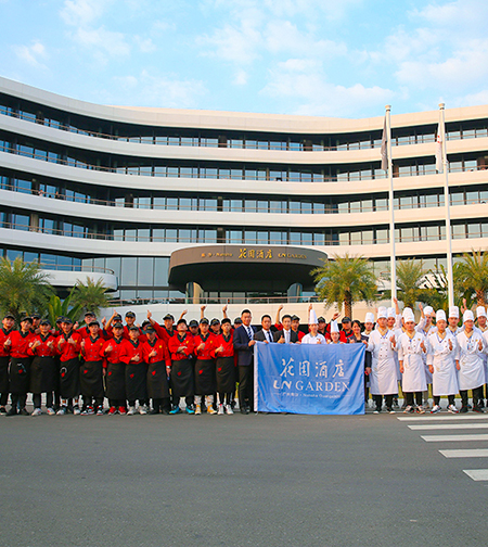 必威 betway必威粤菜培训学校_粤菜厨师培训班_广州菜学校_广州新东方烹饪(图5)