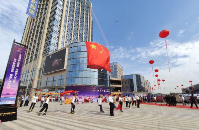 广西最“必威 必威betway不像话”的城市吃粤菜讲粤语游客以为走错省份(图3)