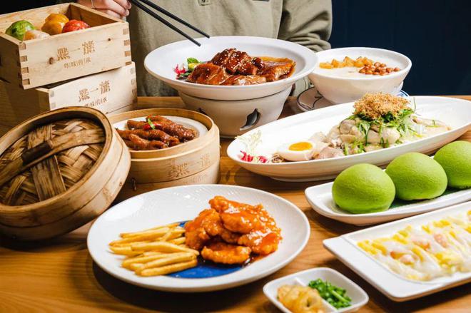 必威 必威betway过年居然都带爸妈来这？这届年轻人太懂吃了！(图2)