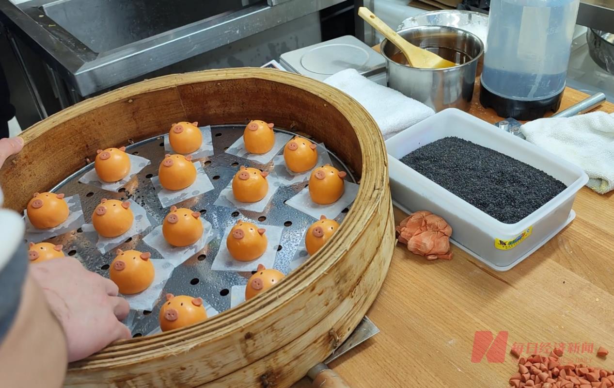 翻滚吧饮食春节档！山东老板焕新百年粤菜老字号 新青年生必威 betway必威活浪潮➅(图4)