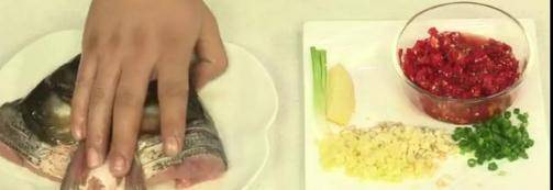 剁椒鱼头是粤菜还是湘必威 必威betway菜？(图1)