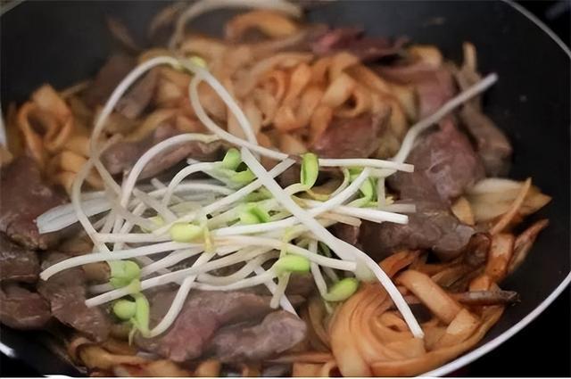 必威 betway必威这道菜被认为是粤菜厨师的“克星”弄懂诀窍炒出来比别人好吃(图11)