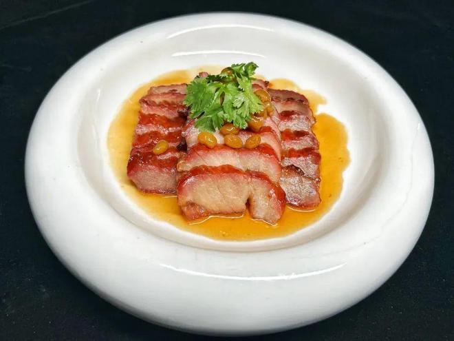 天平架星级粤菜「皇廷中餐厅」31折开团！人均30+吃：炒鲍片+葱油鸡+炖雪燕9款招牌菜！节假日不加价！必威 betway必威(图9)
