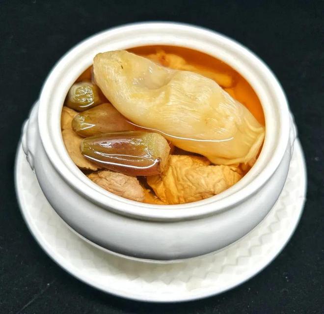 天平架星级粤菜「皇廷中餐厅」31折开团！人均30+吃：炒鲍片+葱油鸡+炖雪燕9款招牌菜！节假日不加价！必威 betway必威(图11)