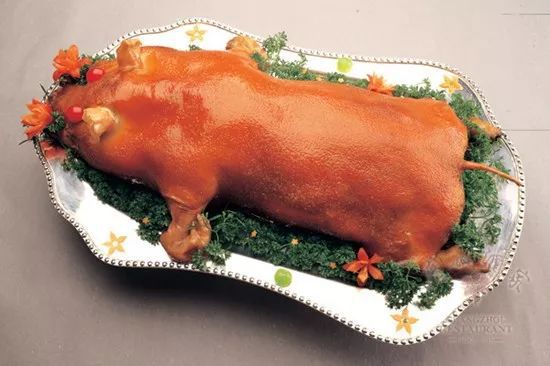 必威 betway必威广州酒家24道传统粤菜制作堪称粤菜中的经典！(图2)