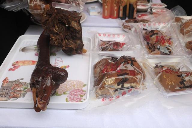 必威 必威betway美食为媒名厨炫技交流共发展(图4)