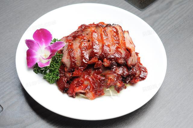 去广东必点的8道粤菜吃过4种以上算“粤霸”你吃过几种？必威 betway必威(图2)