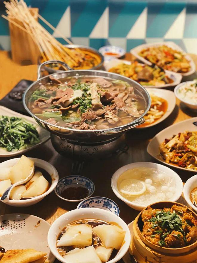 新徽菜「小菜园」获巨必威 betway必威额融资中餐圈谁在闷声发大财？(图5)