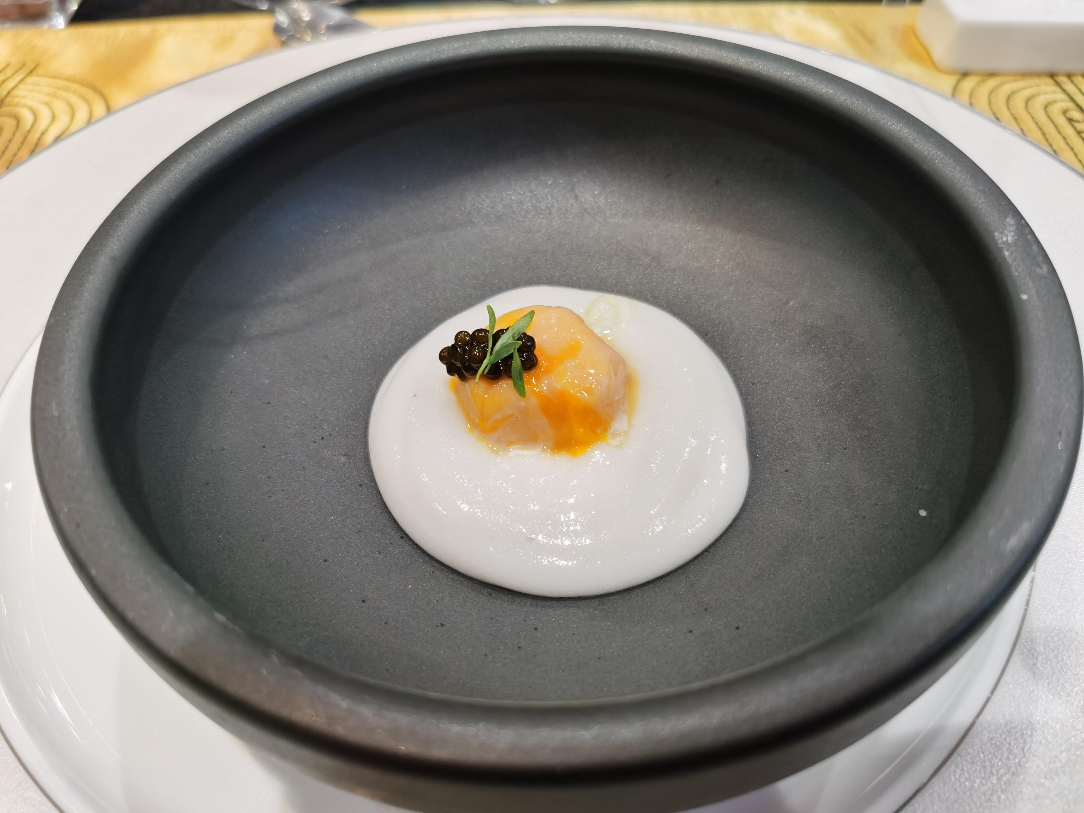 【食尚岭南】粤菜产业化标准必威 必威betway化200项火候专利设备入市温氏预制菜领先极客厨房跨界探索(图5)