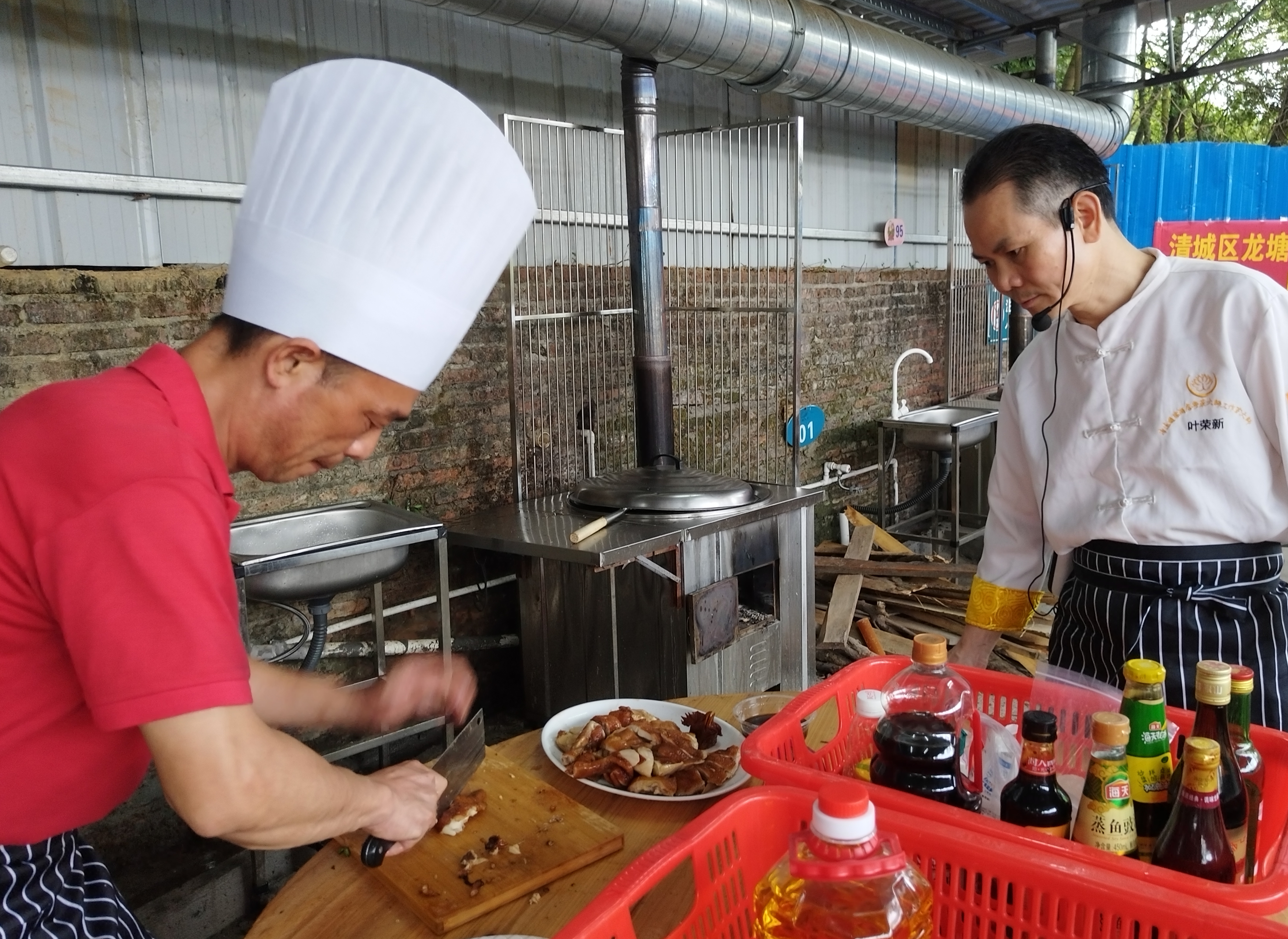 必威 必威betway清城龙塘：“粤菜师傅”工程“烹”出发展新道路清远日报-清远Plus(图2)