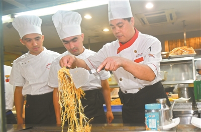 广州2010年起对口支援新疆疏附县 各项工作绩效考核指标均为优秀必威 必威betway(图5)