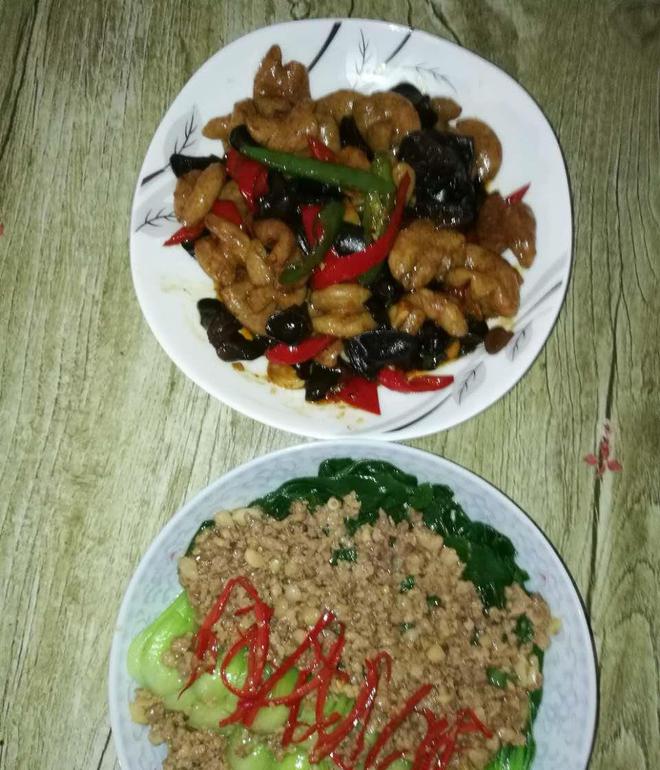 必威 betway必威90后小夫妻的日常家常菜简单但是很温馨！(图3)