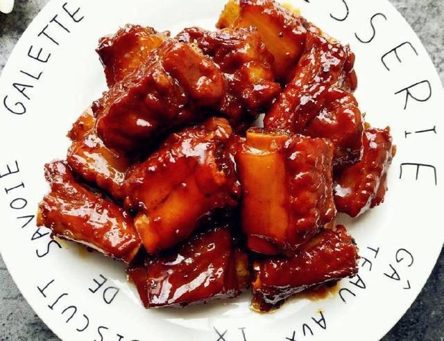 必威 betway必威我国排名前10的家常菜：前3名全是荤菜后面全是素的(图2)