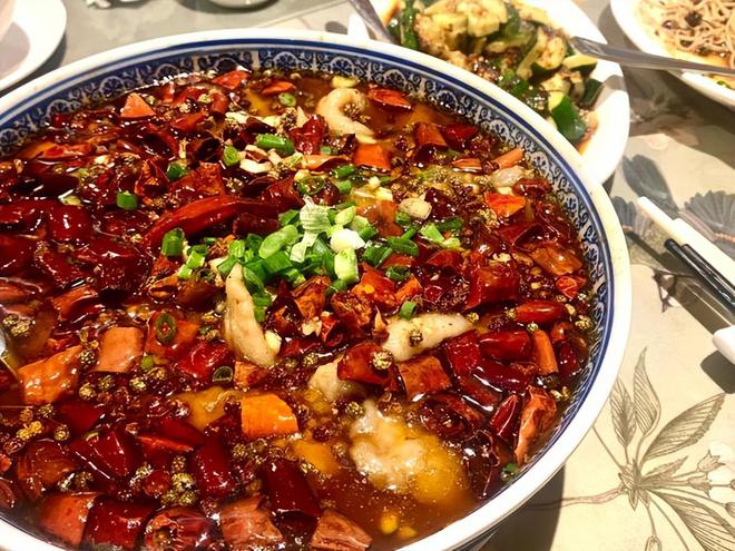 必威 betway必威舌尖上的文化之旅：中国传统美食地图揭秘(图2)