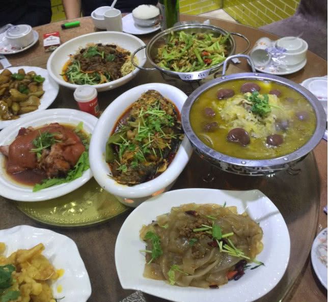 必威 betway必威最下饭的几道东北菜烧茄子成“下饭神器”第4道让南方人不解(图1)