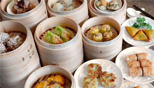 必威 betway必威八大菜系中鲁菜华贵粤菜精致为什么是川菜的影响力最大？(图2)